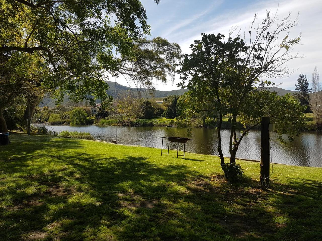 Bonnievale River Lodge Exterior photo